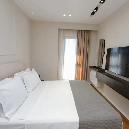 Albania Haven 20b * Тирана